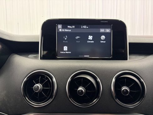 Used 2019 Kia Stinger AWD/4WD image 30