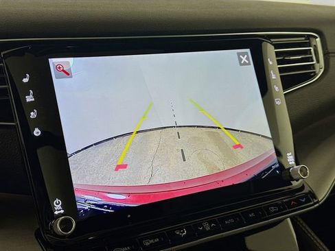 New 2026 Jeep Grand Wagoneer Limited image 17