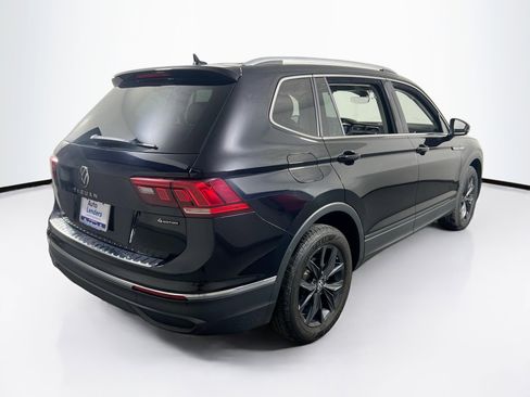 Used 2022 Volkswagen Tiguan SE AWD/4WD image 5