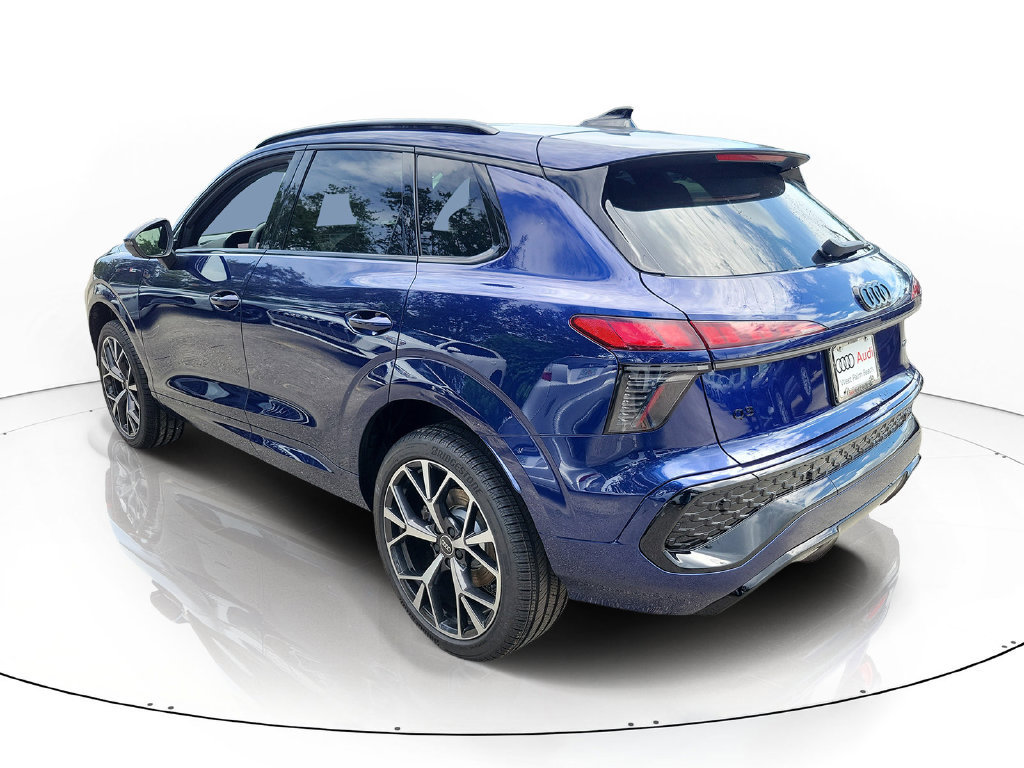New 2026 Audi Q3 quattro 2.0T AWD/4WD image 3