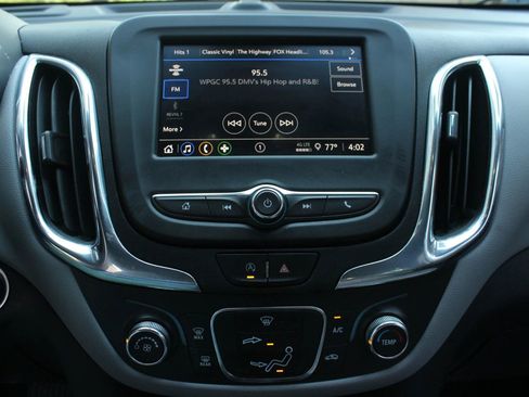 Used 2023 Chevrolet Equinox LS w/ LS Convenience Package FWD image 32
