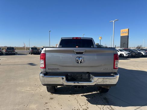 Used 2021 RAM 2500 Big Horn image 4