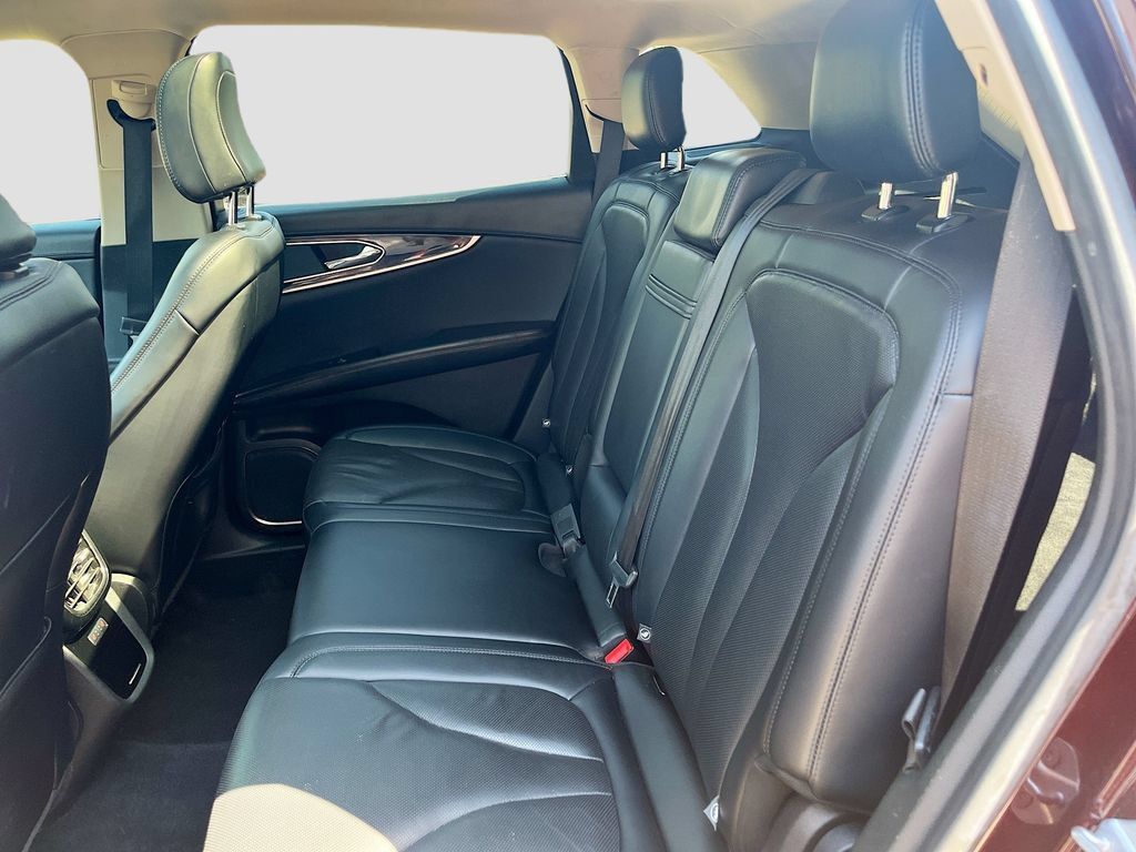 Used 2023 Lincoln Nautilus Reserve AWD/4WD image 25