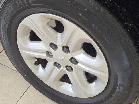 Used 2012 Chevrolet Traverse LS image 16