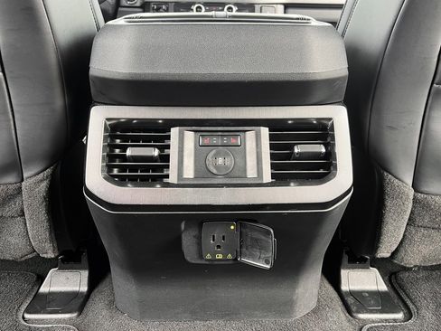 Used 2025 Ford F250 Platinum image 24