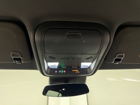 Used 2024 Cadillac XT4 Premium Luxury AWD/4WD image 57