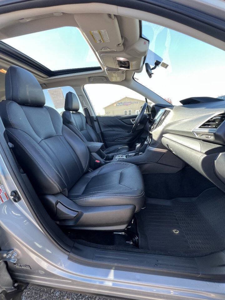 Used 2019 Subaru Forester Limited AWD/4WD image 20