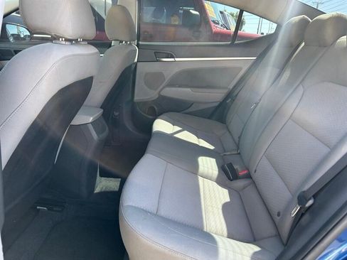 Used 2020 Hyundai Elantra SEL FWD image 16