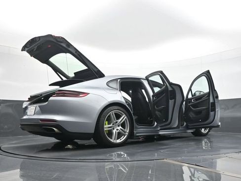 Certified 2019 Porsche Panamera 4 AWD/4WD image 27