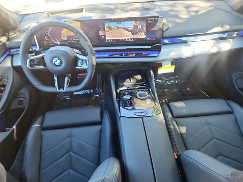 New 2026 BMW 540i xDrive w/ Executive Package image 26