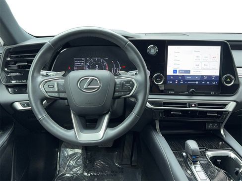 Used 2024 Lexus RX 350 FWD image 17