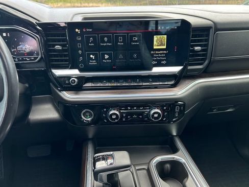 Used 2023 GMC Sierra 1500 SLT w/ SLT Premium Package AWD/4WD image 19
