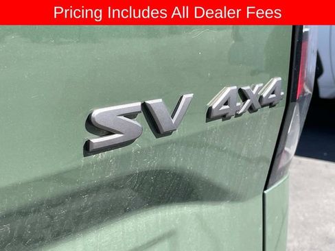 Used 2022 Nissan Frontier SV w/ Technology Package AWD/4WD image 11