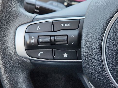 Used 2024 Kia Sportage LX image 15
