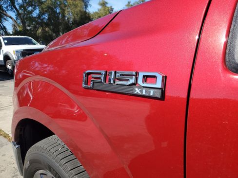 Used 2016 Ford F150 XLT w/ Equipment Group 302A Luxury image 4