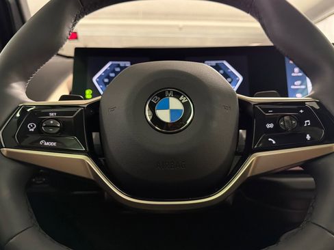 Used 2025 BMW X3 xDrive30i w/ Convenience Package image 18