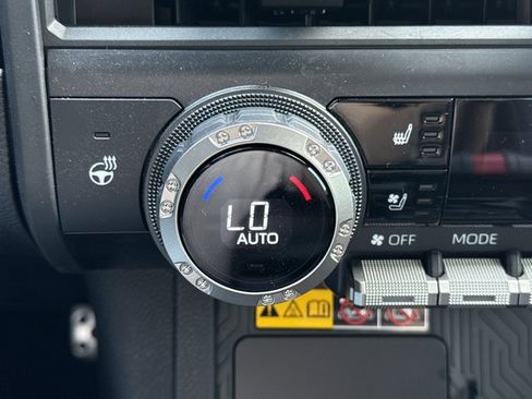 Used 2025 Toyota Tacoma TRD Pro image 18