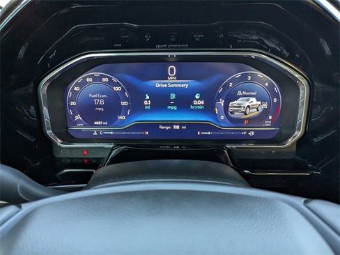 Used 2025 Chevrolet Silverado 1500 LTZ image 23