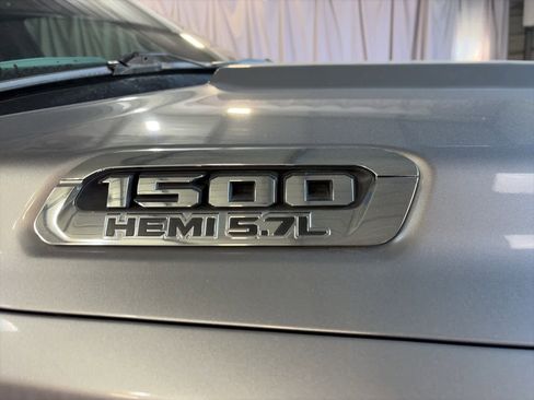 Used 2019 RAM 1500 Limited image 6