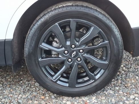 Used 2022 Chevrolet Equinox RS image 34