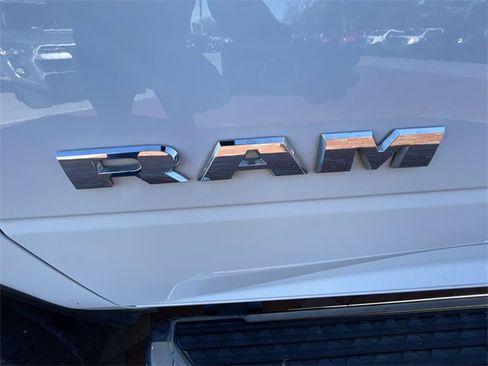 Used 2024 RAM 2500 Big Horn image 28