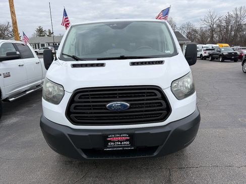 Used 2016 Ford Transit 150 XL image 3