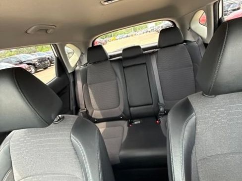 Used 2022 Kia Seltos S FWD image 37