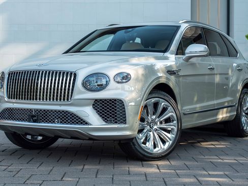 Certified 2025 Bentley Bentayga image 64