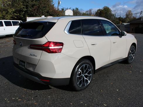 New 2026 BMW X3 xDrive30 image 8