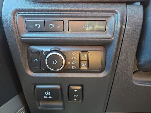 Used 2022 Ford F150 Platinum w/ Equipment Group 701A High AWD/4WD image 21