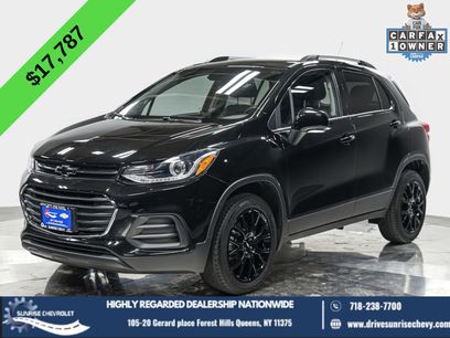 Used 2022 Chevrolet Trax LT w/ Midnight Edition