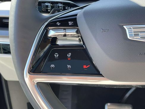 New 2026 Cadillac Vistiq Sport image 24