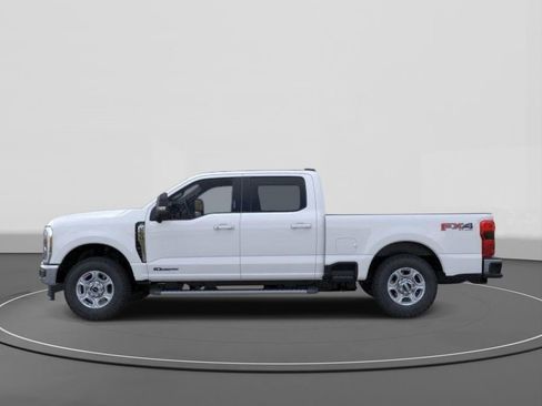 New 2026 Ford F250 XLT w/ XLT Premium Package AWD/4WD image 3