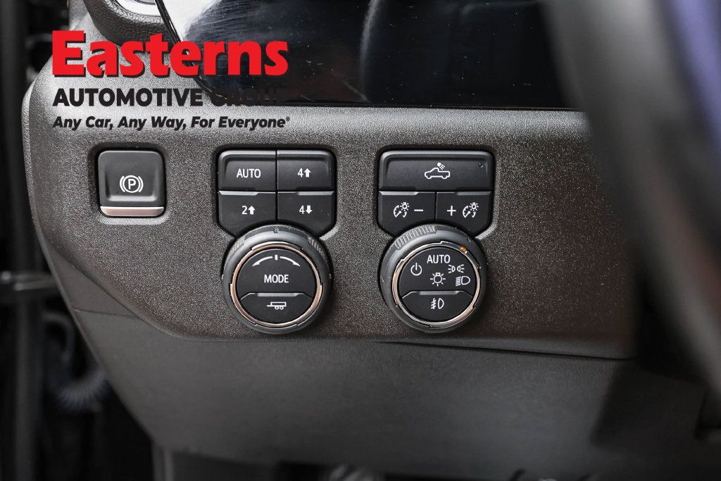 Used 2024 Chevrolet Silverado 1500 RST w/ Z71 Off-Road Package AWD/4WD image 21
