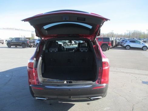 Certified 2023 Buick Enclave Essence w/ Experience Buick Package image 6