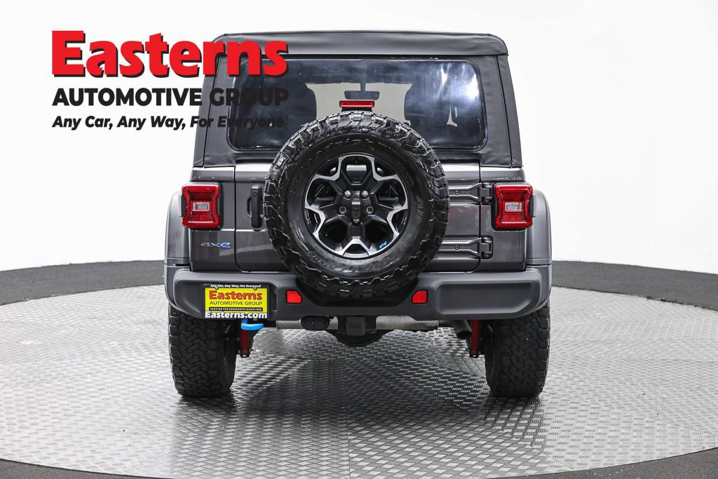 Used 2023 Jeep Wrangler Unlimited Rubicon 4xe w/ Cold Weather Group AWD/4WD image 7