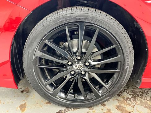 Used 2024 Toyota Camry XSE w/ Navigation Package image 28