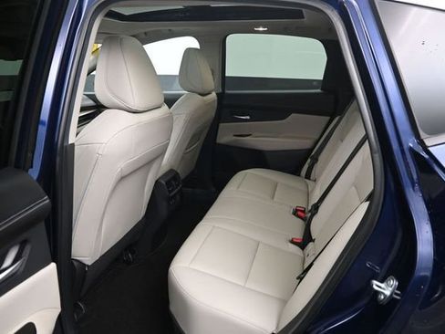 Used 2025 Nissan Murano SL AWD/4WD image 10