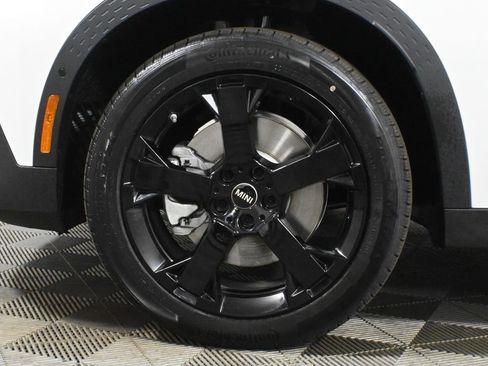 Used 2025 MINI Cooper Countryman S w/ Comfort Package Max image 12