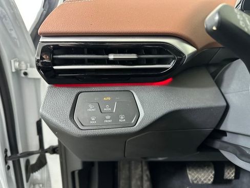 Used 2021 Volkswagen ID.4 Pro S w/ Gradient Package image 18