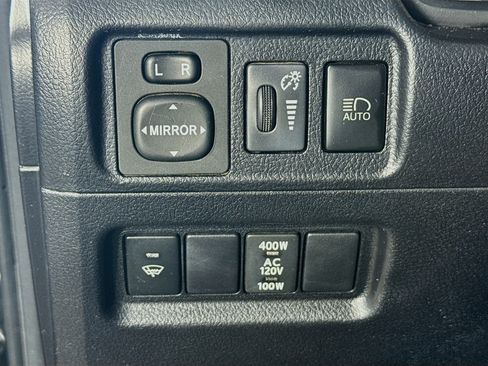Used 2020 Toyota 4Runner TRD Off-Road Premium w/ Moonroof Package AWD/4WD image 11