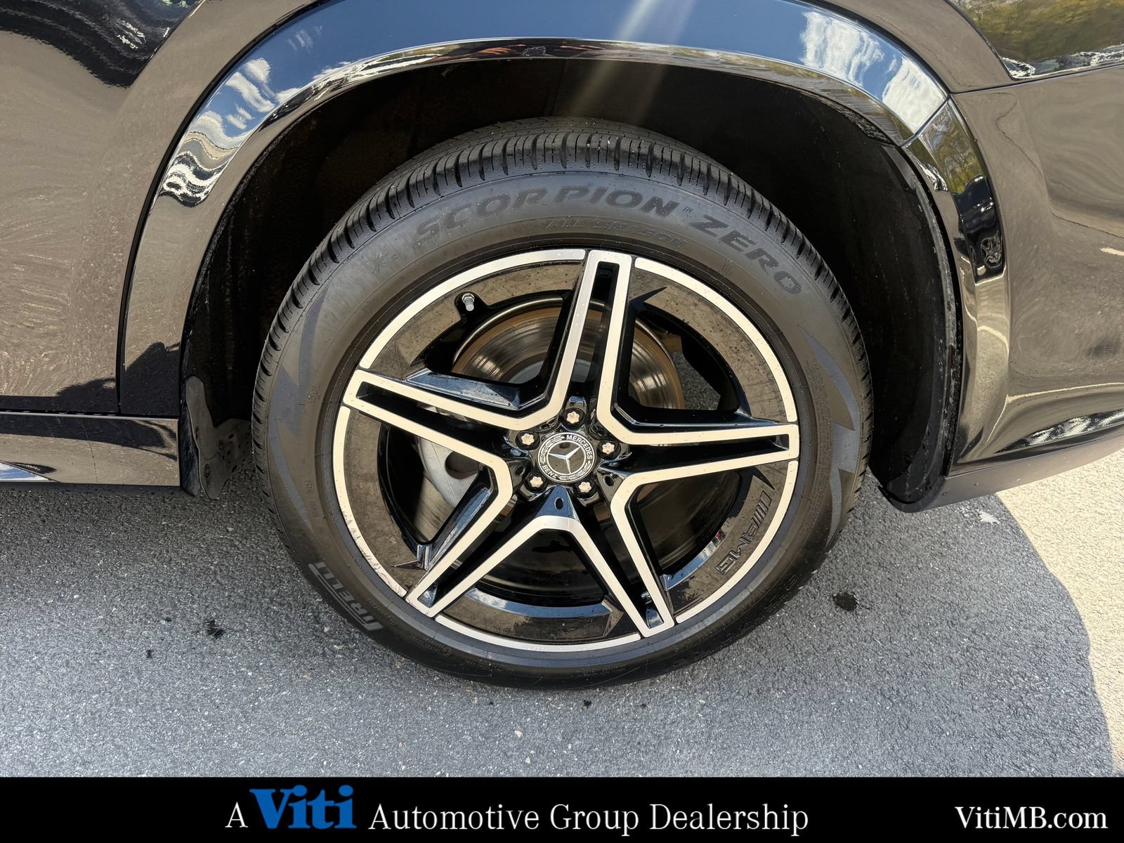 Certified 2025 Mercedes-Benz GLS 450 4MATIC image 13
