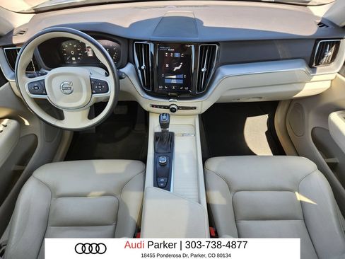 Used 2018 Volvo XC60 T6 Momentum w/ Vision Package AWD/4WD image 9