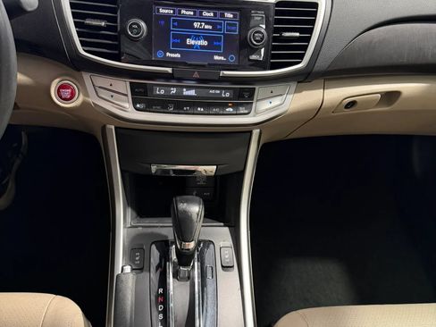 Used 2015 Honda Accord EX-L image 29