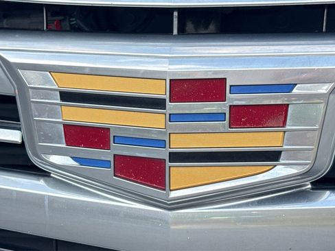 Used 2017 Cadillac Escalade Platinum RWD image 38