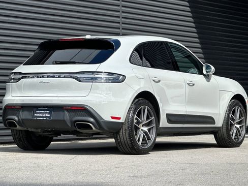 Used 2025 Porsche Macan image 8