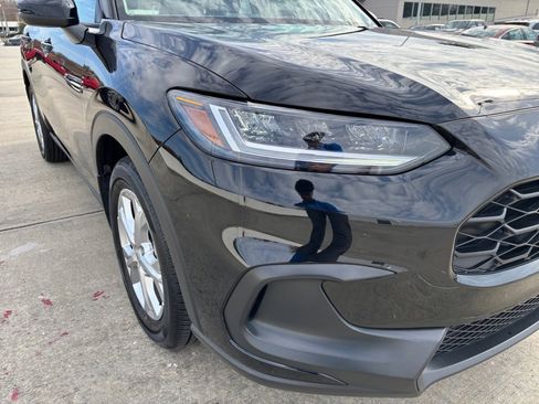 Certified 2024 Honda HR-V LX image 28