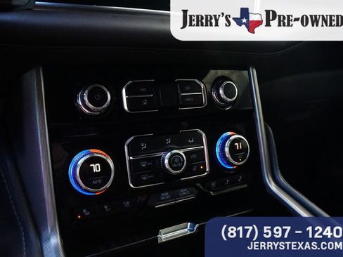Used 2024 GMC Yukon Denali w/ Denali Reserve Package AWD/4WD image 13