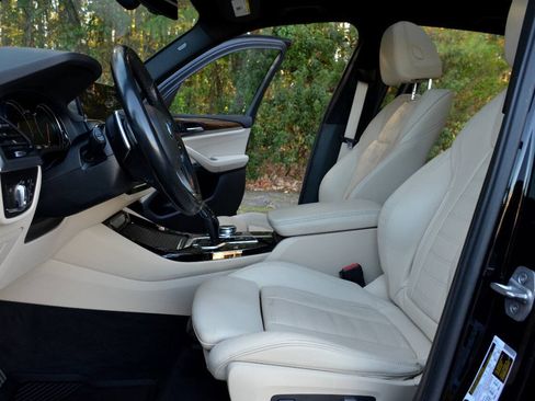 Used 2018 BMW X3 xDrive30i AWD/4WD image 13