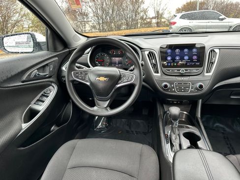Used 2024 Chevrolet Malibu LT image 22
